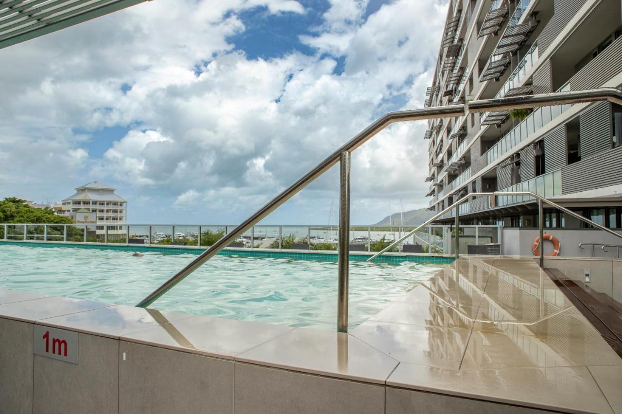 Cairns Waterfront Luxury At Harbourlights Apartment ภายนอก รูปภาพ